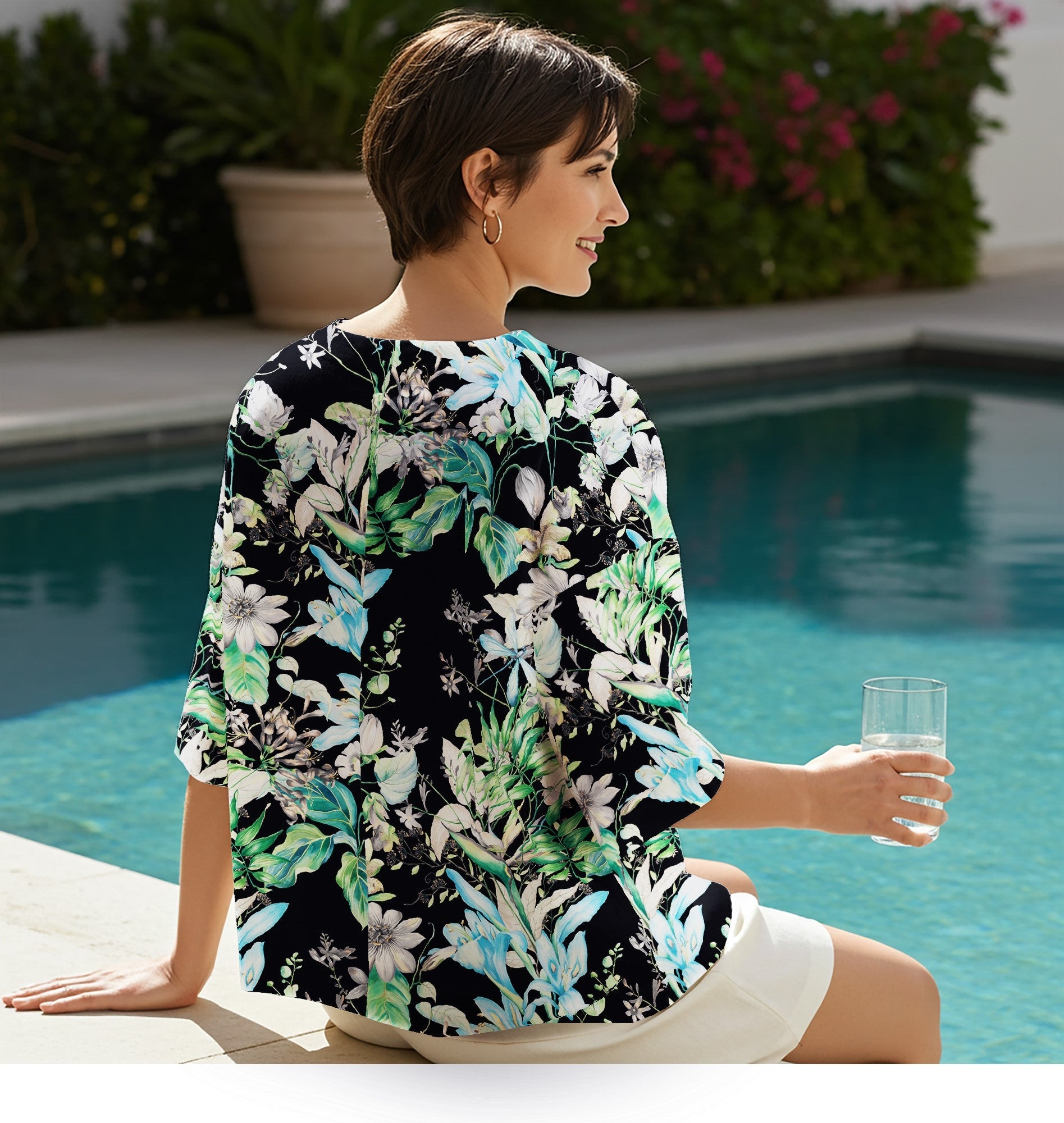 Women Casual Blouse 3/4 Sleeve Round Neck 76% Tencel, 24% Nylon Green Aloha Night Garden