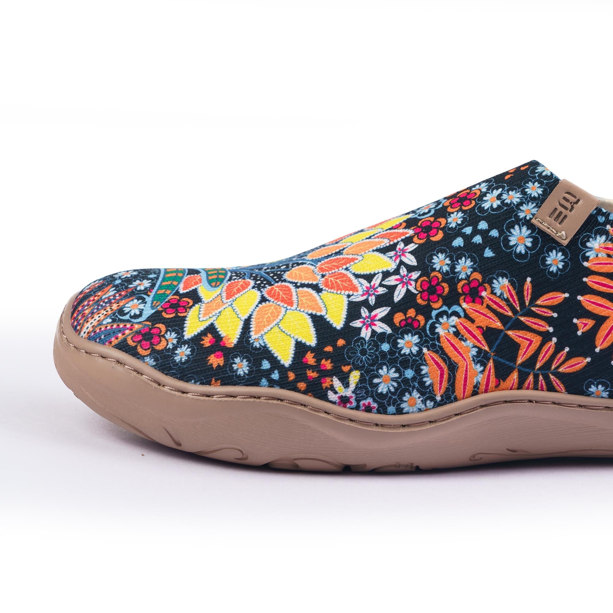 Quirky Plants Women's Slip-On Shoes Painted Canvas Sneakers