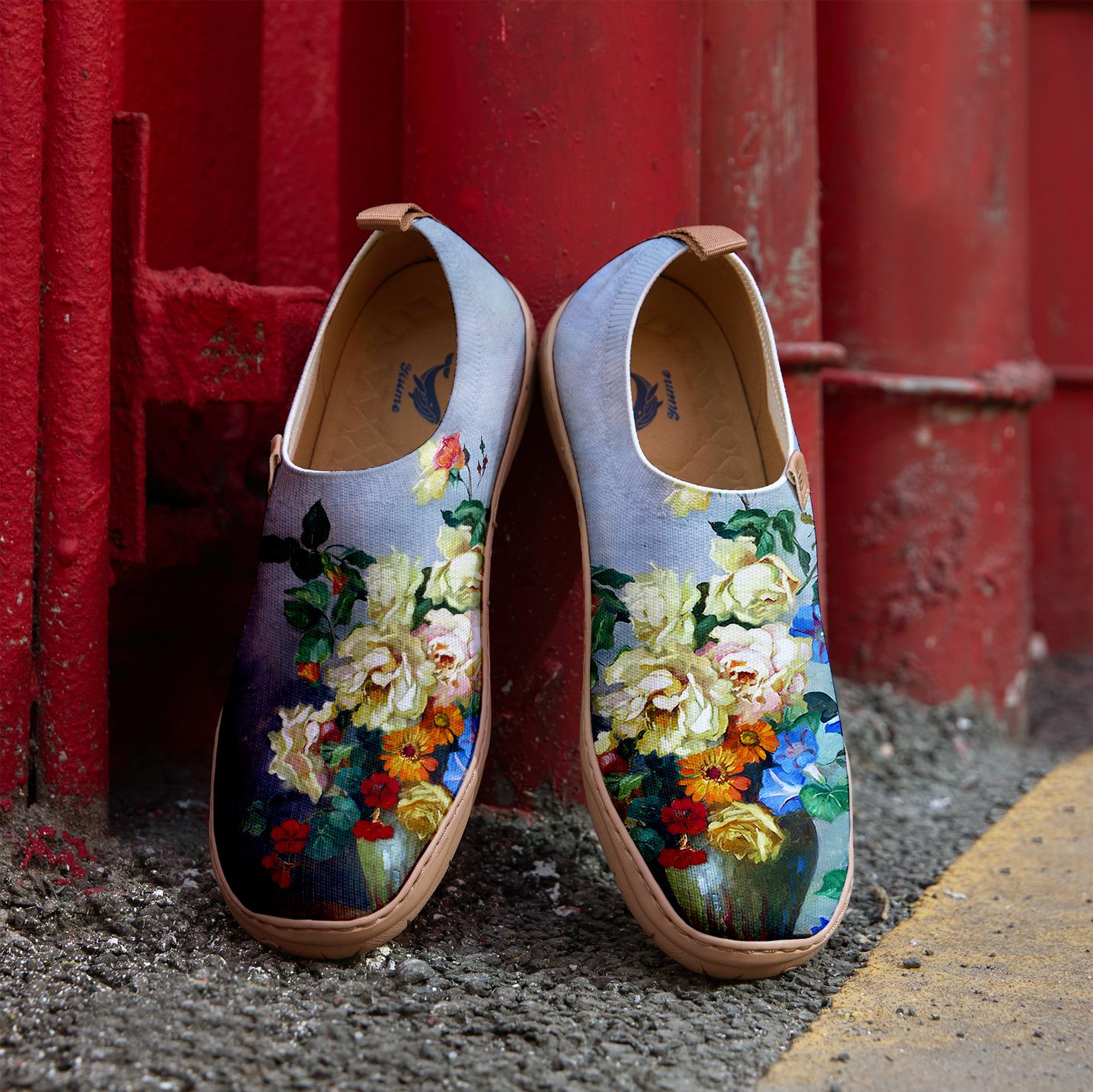 Yiume Women's Art Slip-On Shoes Comfortable Breathable Knit Casual Footwear,Vintage bouquet