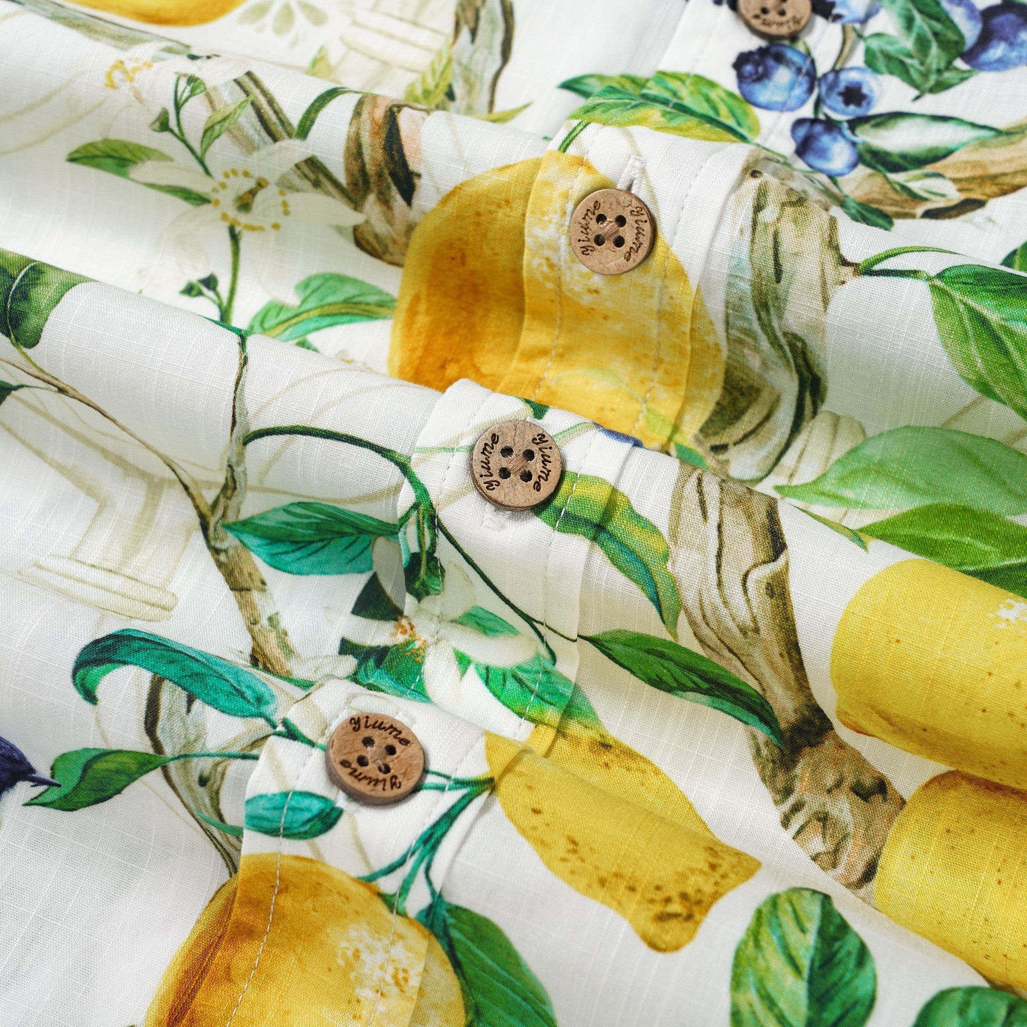 Men's Hawaiian Shirt Short Sleeve Button-down 100% Cotton White Aloha Sicilian Lemon Tree Fantasy