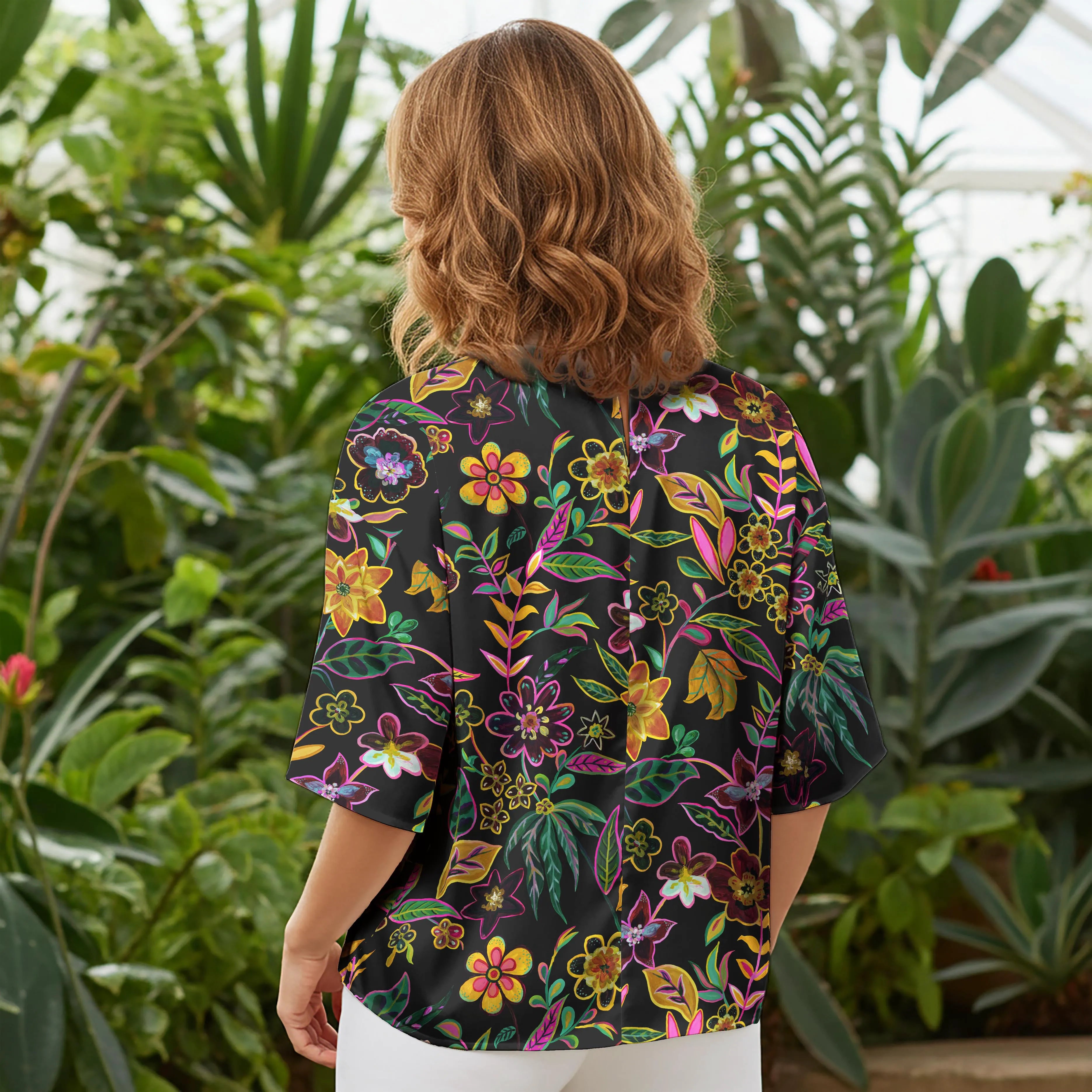 Women Casual Blouse Elbow Sleeve Round Neck Button-Back 100% Tencel Green Aloha Enchanted Garden Fantasia